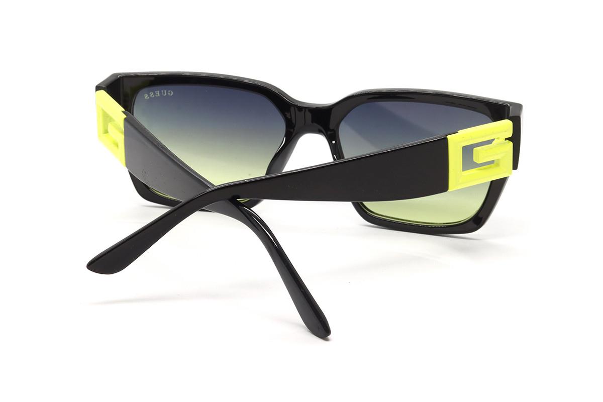 Guess GU7916 41B 55 Kadın Güneş Gözlüğü