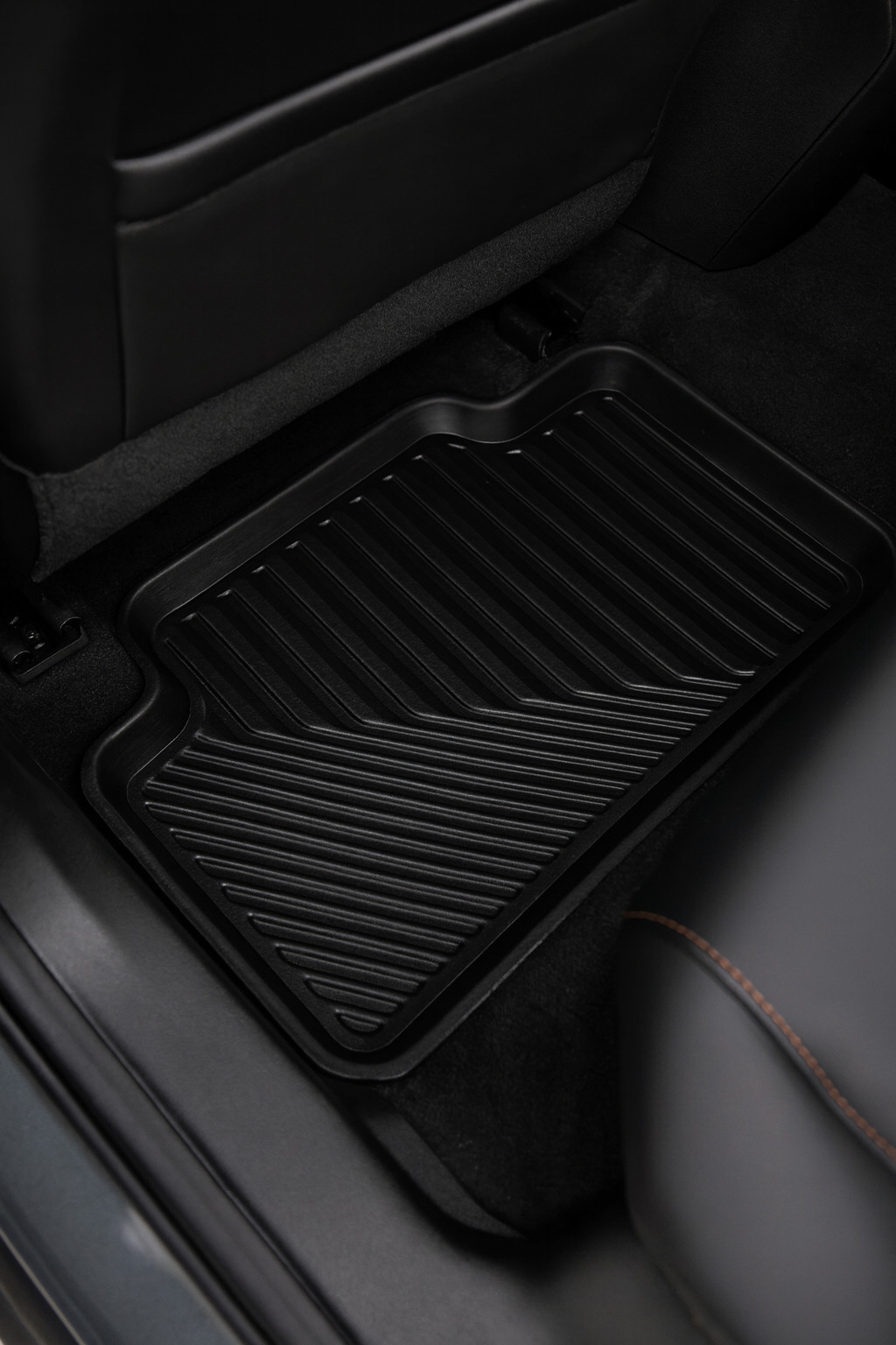 Volkswagen Tiguan 2024+ Uyumlu 3D Oto Paspas Premium