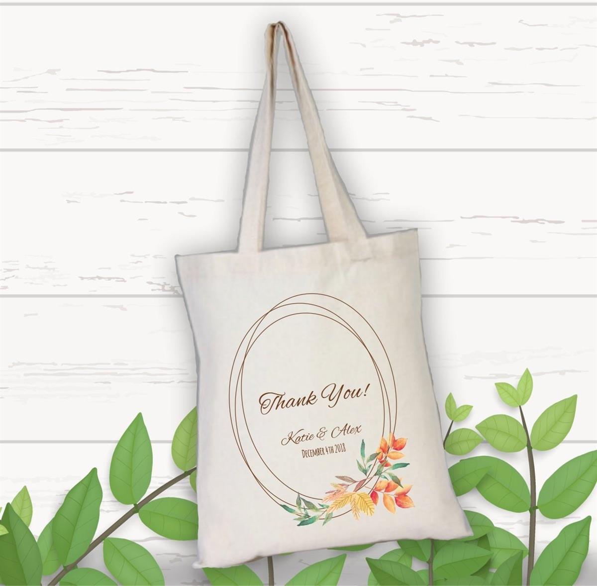 Cloth bag to put a personalized flower patterned wedding gift