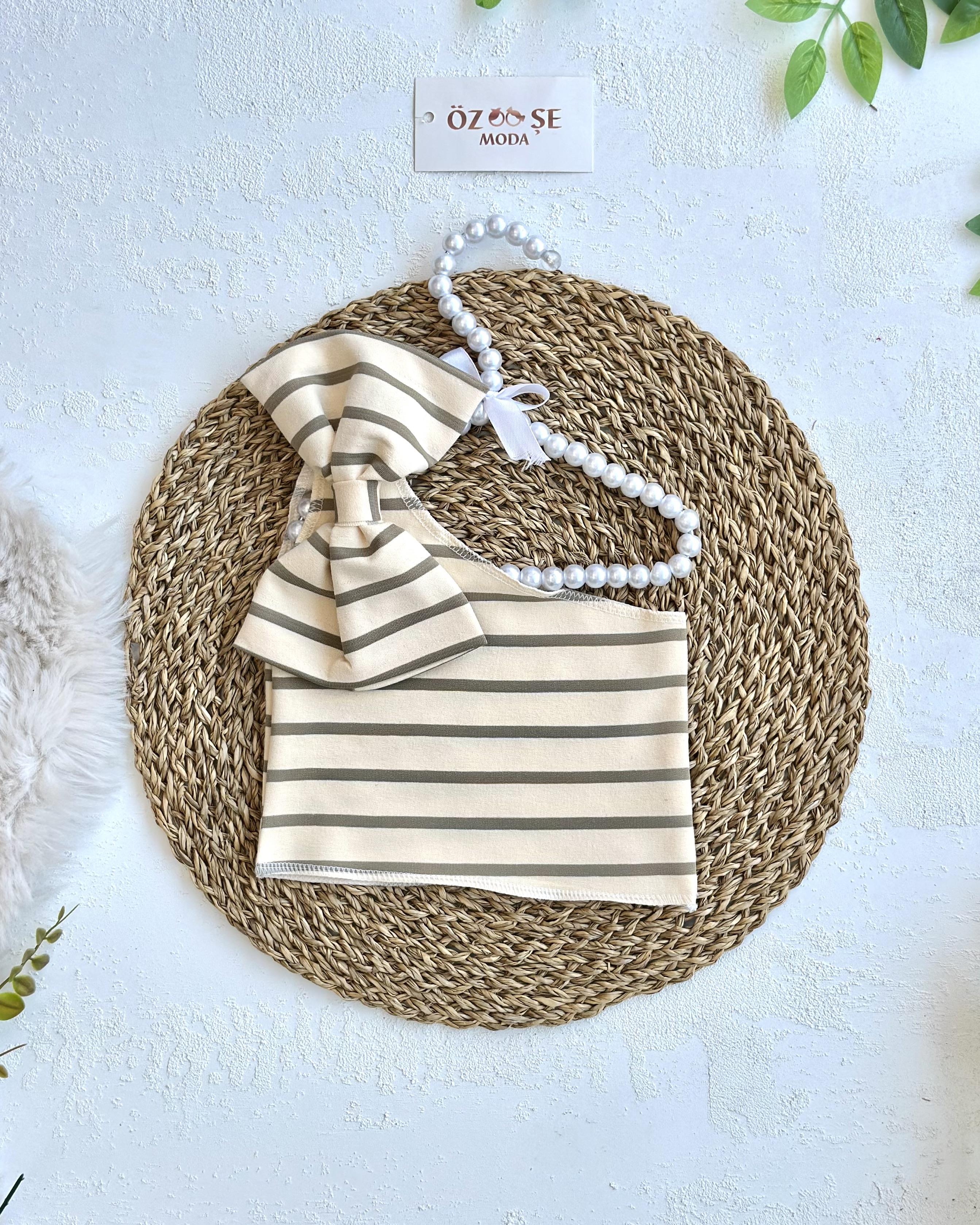Krem Yeşil Çizgili Fiyonk Crop
