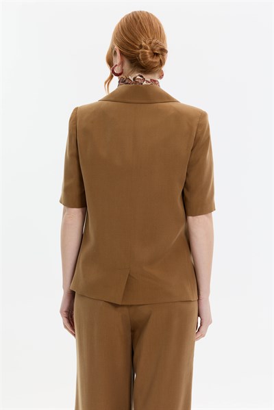 KISA KOL KRUVAZE CEKET