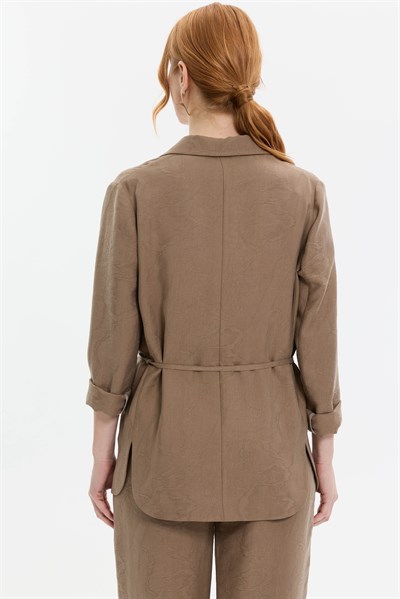 KUŞAK DETAYLI JAKAR BLAZER