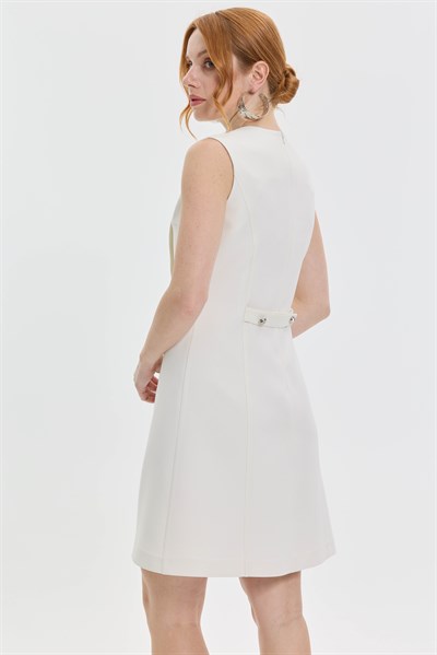 DÜĞME DETAYLI ASİMETRİK ELBİSE