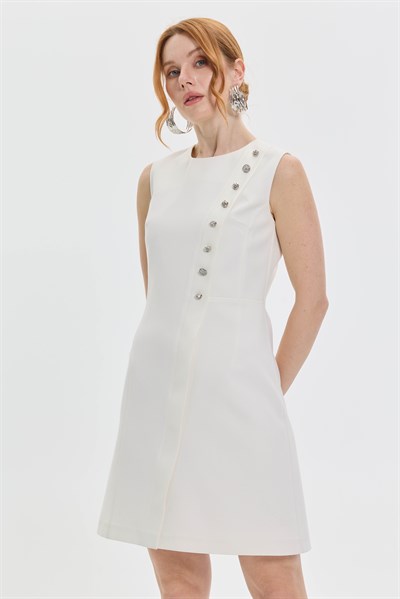 DÜĞME DETAYLI ASİMETRİK ELBİSE