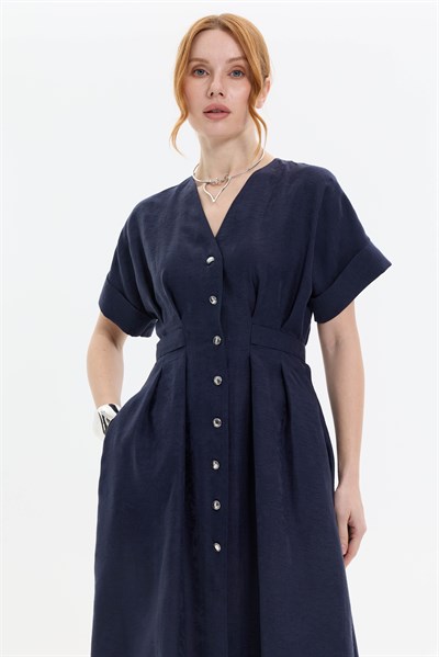 JAKARLI MİDİ ELBİSE