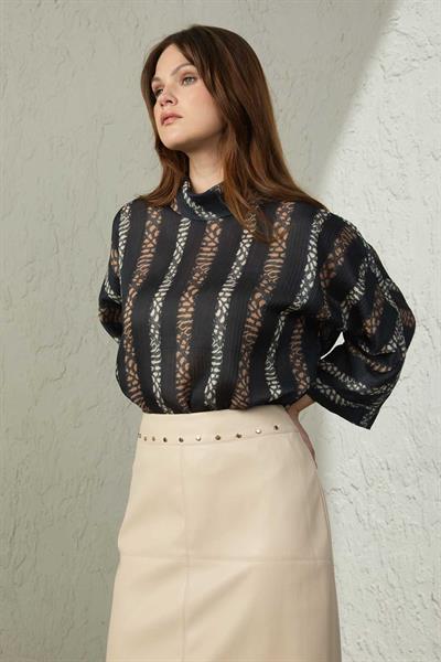 DERİ GÖRÜNÜMLÜ KALEM ETEK