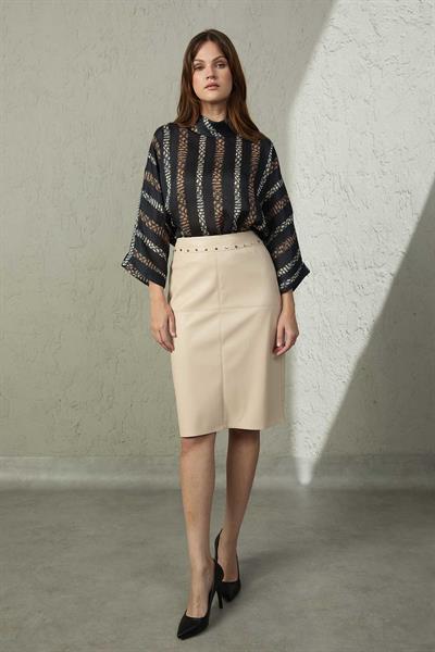 DERİ GÖRÜNÜMLÜ KALEM ETEK