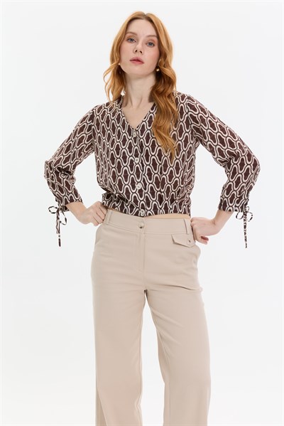 GRAFİK DESENLİ GÖMLEK