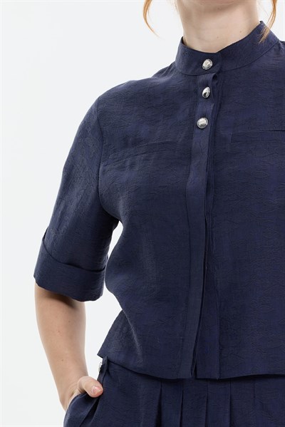 KISA KOL DİK YAKA GÖMLEK