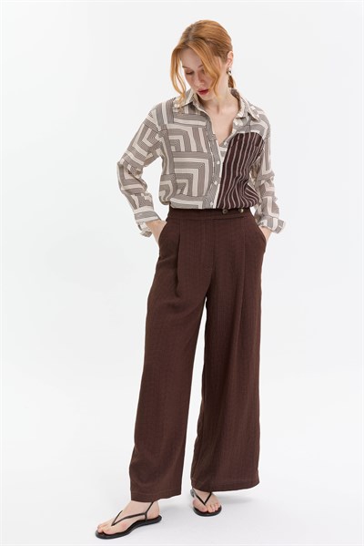 YÜKSEL BEL GENİŞ PAÇA PANTOLON