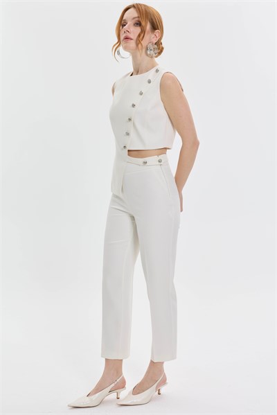 ASİMETRİK KESİMLİ BLUZ