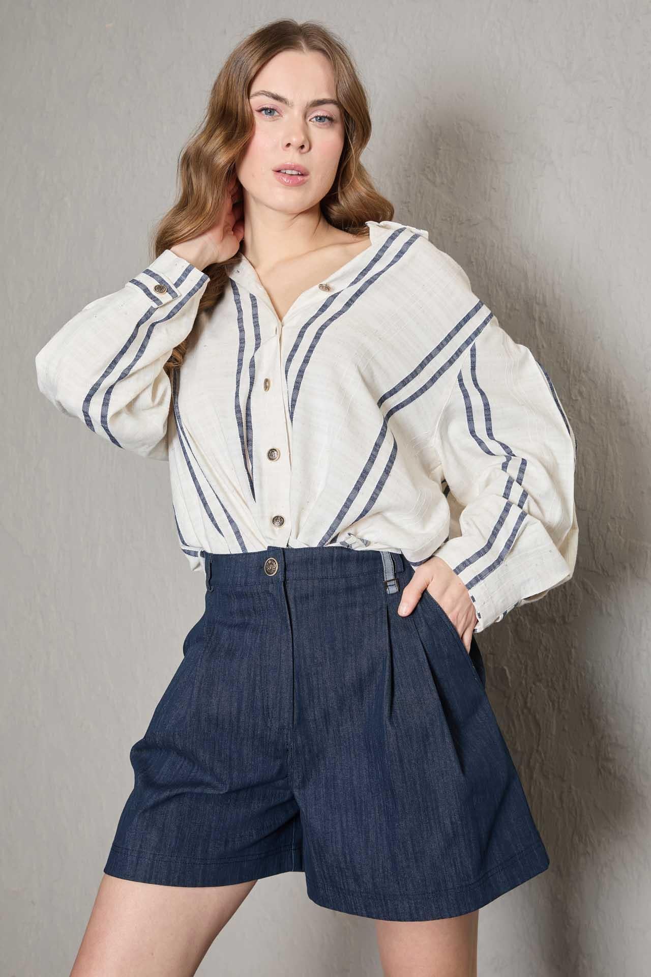 MEZZURA ŞORT  LACi