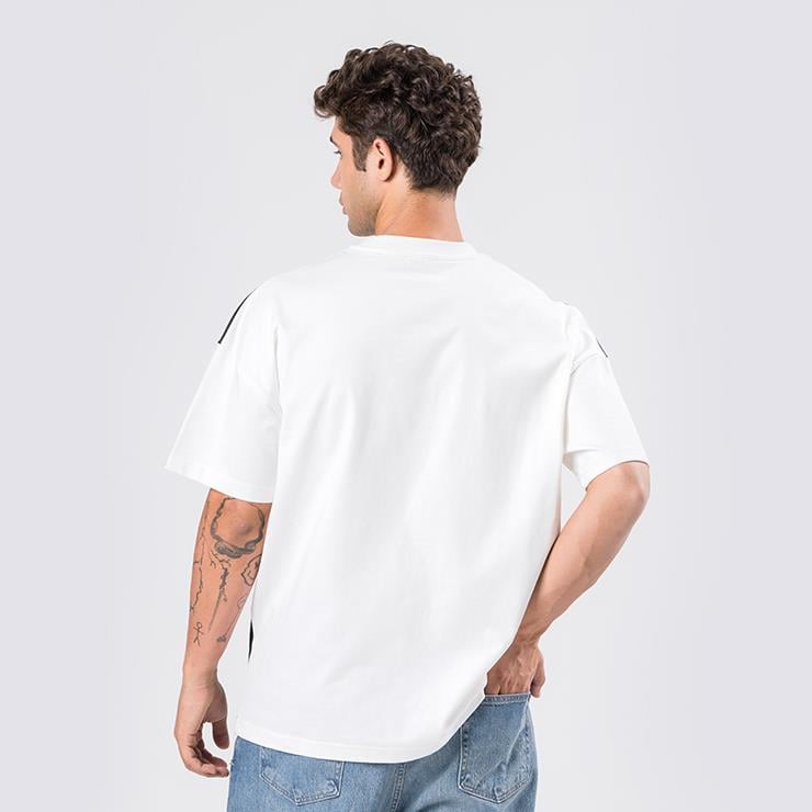OVERSİZE BEYAZ SİYAH ŞERİT DETAYLI T-SHIRT