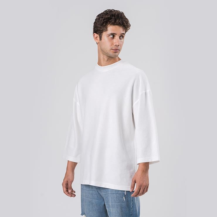 T-SHIRTDM-46OVERSİZE BEYAZ FAKİR KOL HASIR ÖRME KUMAŞ DETAYLI T-SHIRT