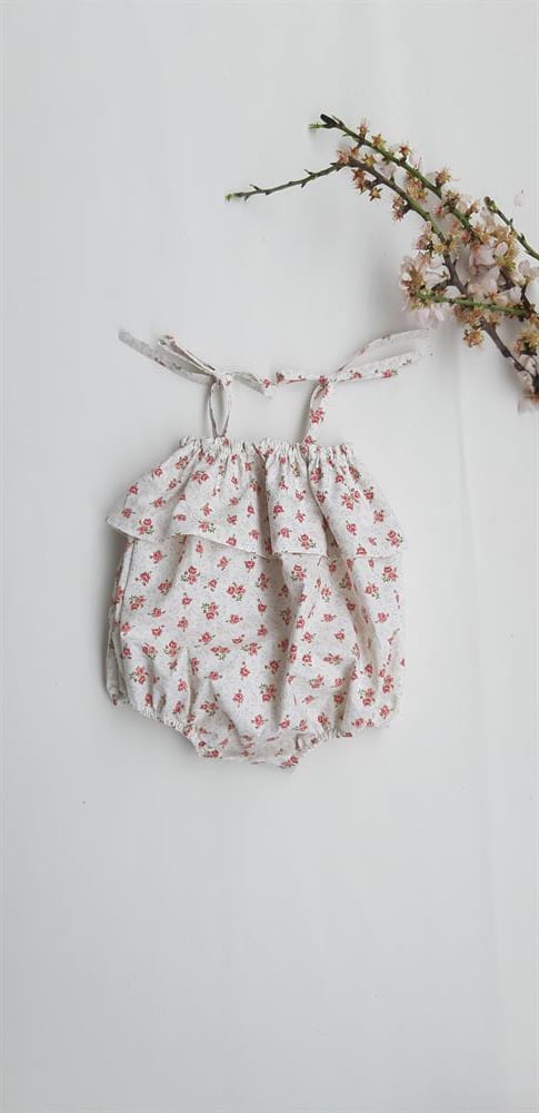 Kız Bebek Askılı Çiçekli Şort Tulum