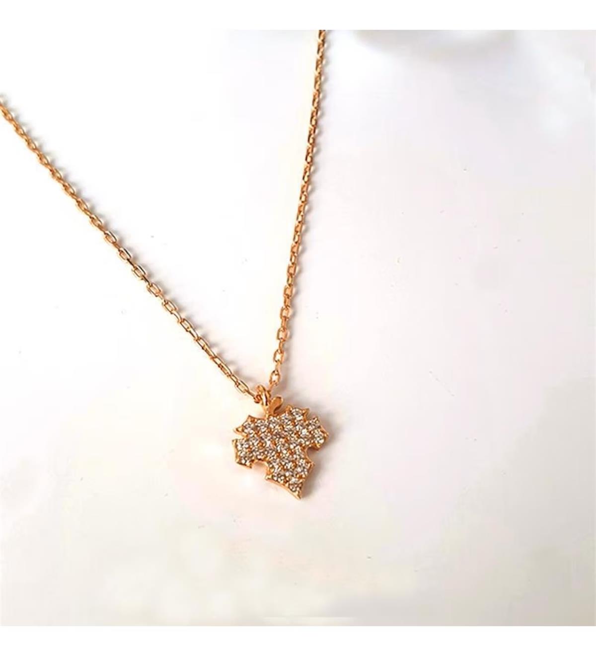 Çınar Gümüş Kolye