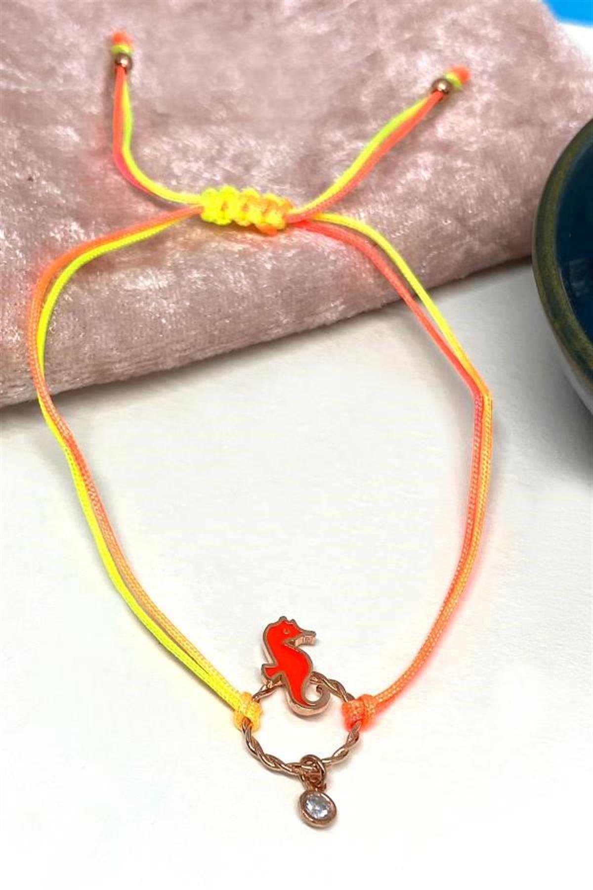 Deniz Atı Gümüş Elişi Bileklik