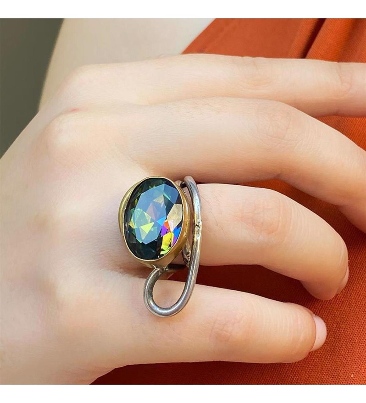 Otantik Mistik Topaz Taşlı Gümüş Yüzük