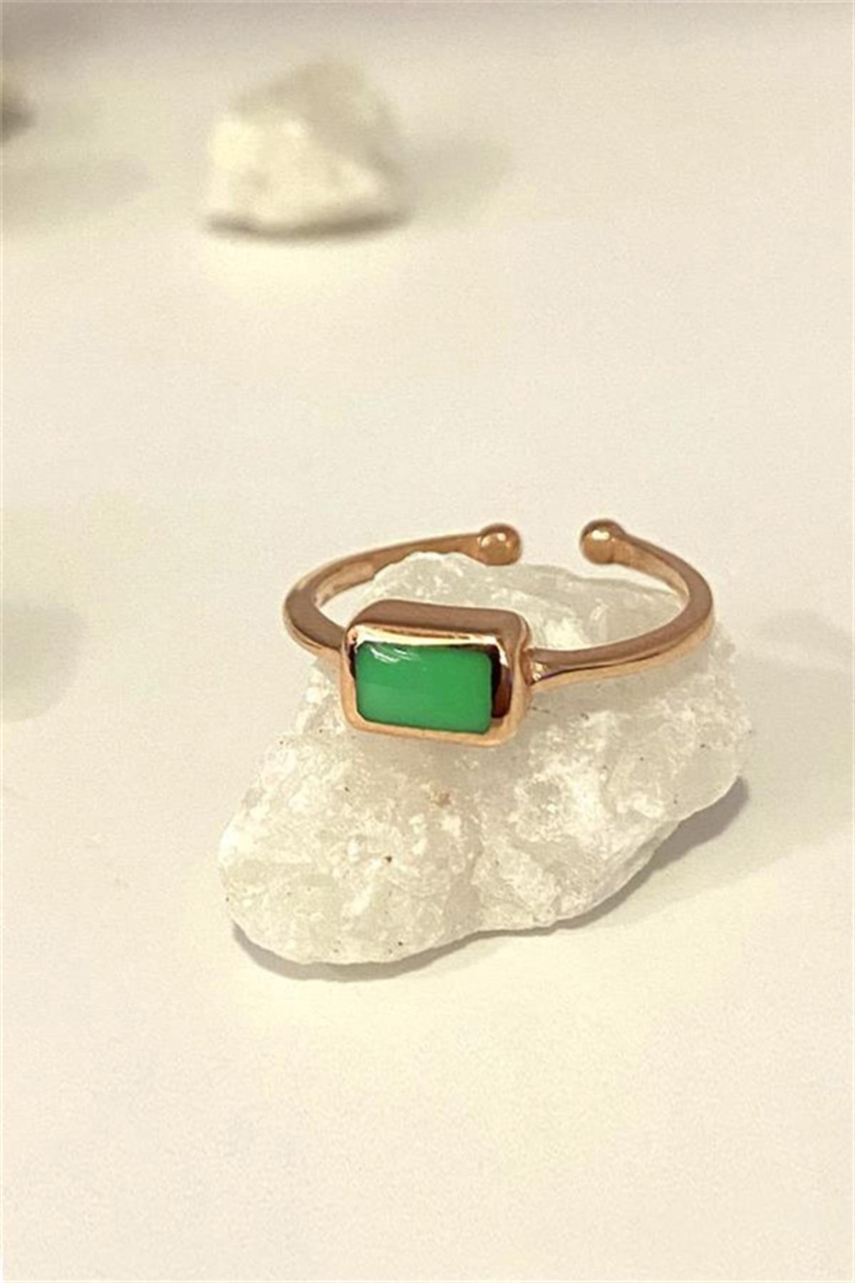 Yeşil Mineli Gümüş Kolye