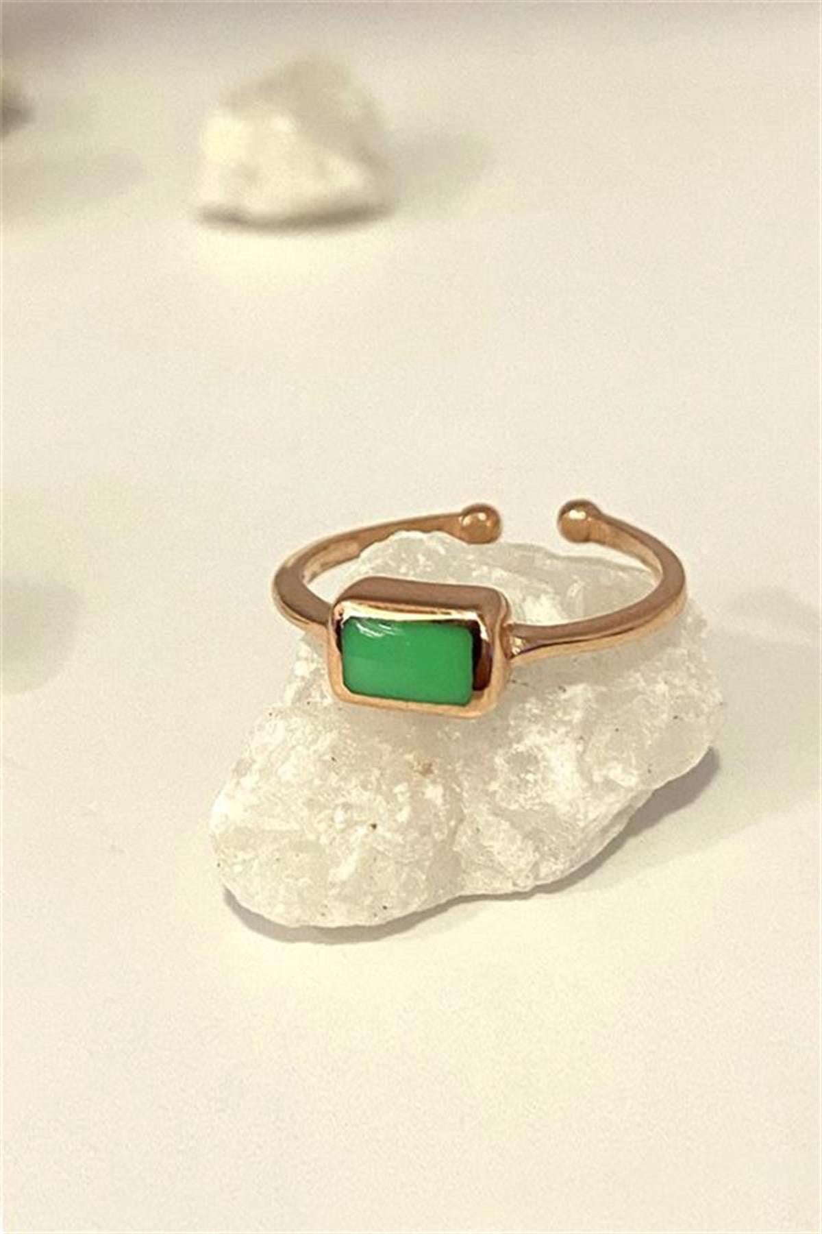 Yeşil Mineli Gümüş Kolye