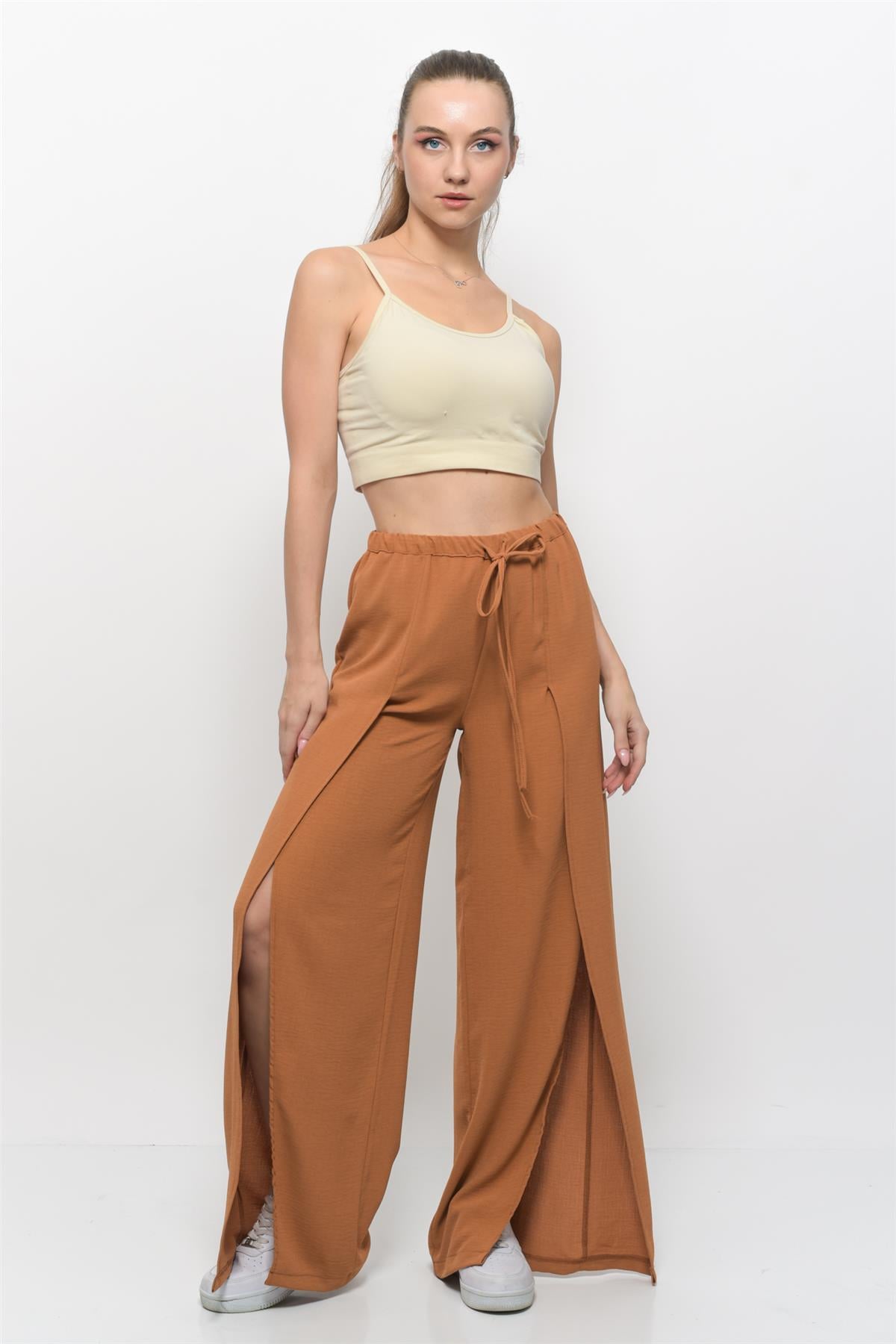 Kadın Keten Kumaş Önden Yırtmaçlı Beli Lastikli Bol Kalıp Pantolon Taba