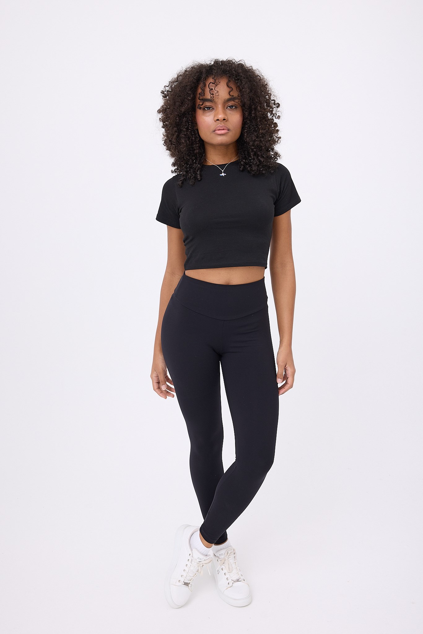 COTTONÉLLE™ Minimal Günlük Crop Top T-Shirt