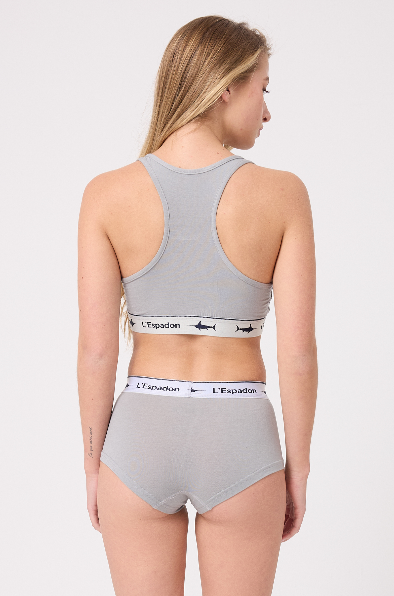 RACER CROP TOP™ Racer Back Crop Top 