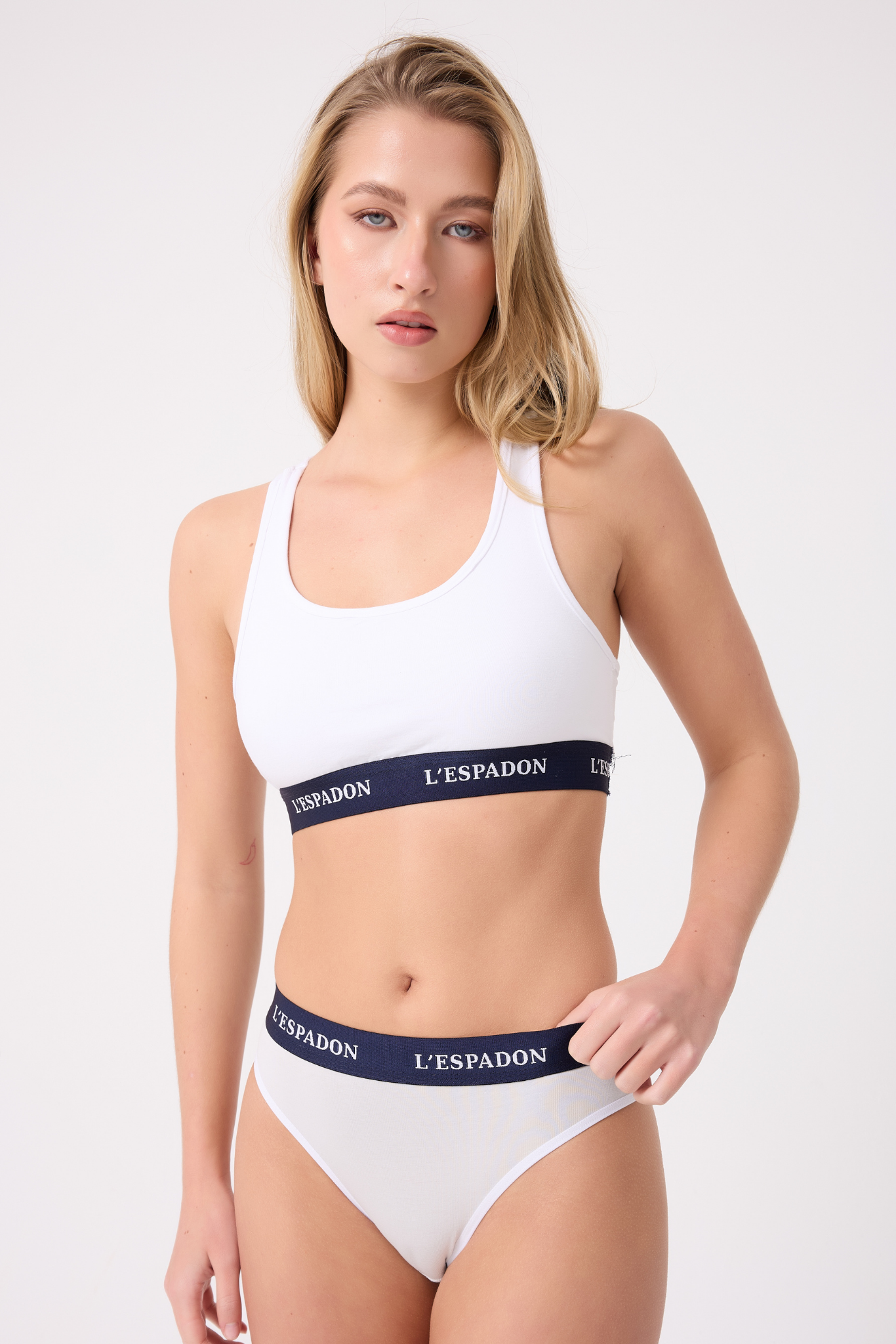 RACER CROP TOP™ Racer Back Crop Top 