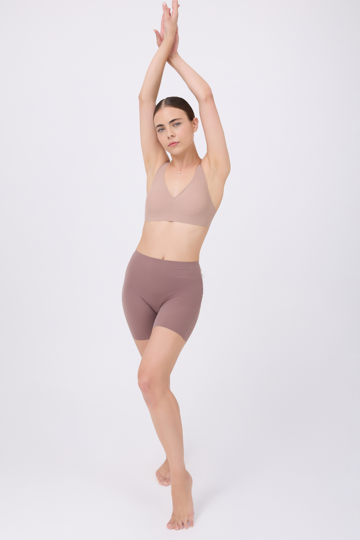 SILKFLOW BIKER SHAPEWEAR™ Dikişsiz Yüksek Bel Şekillendirici Şort