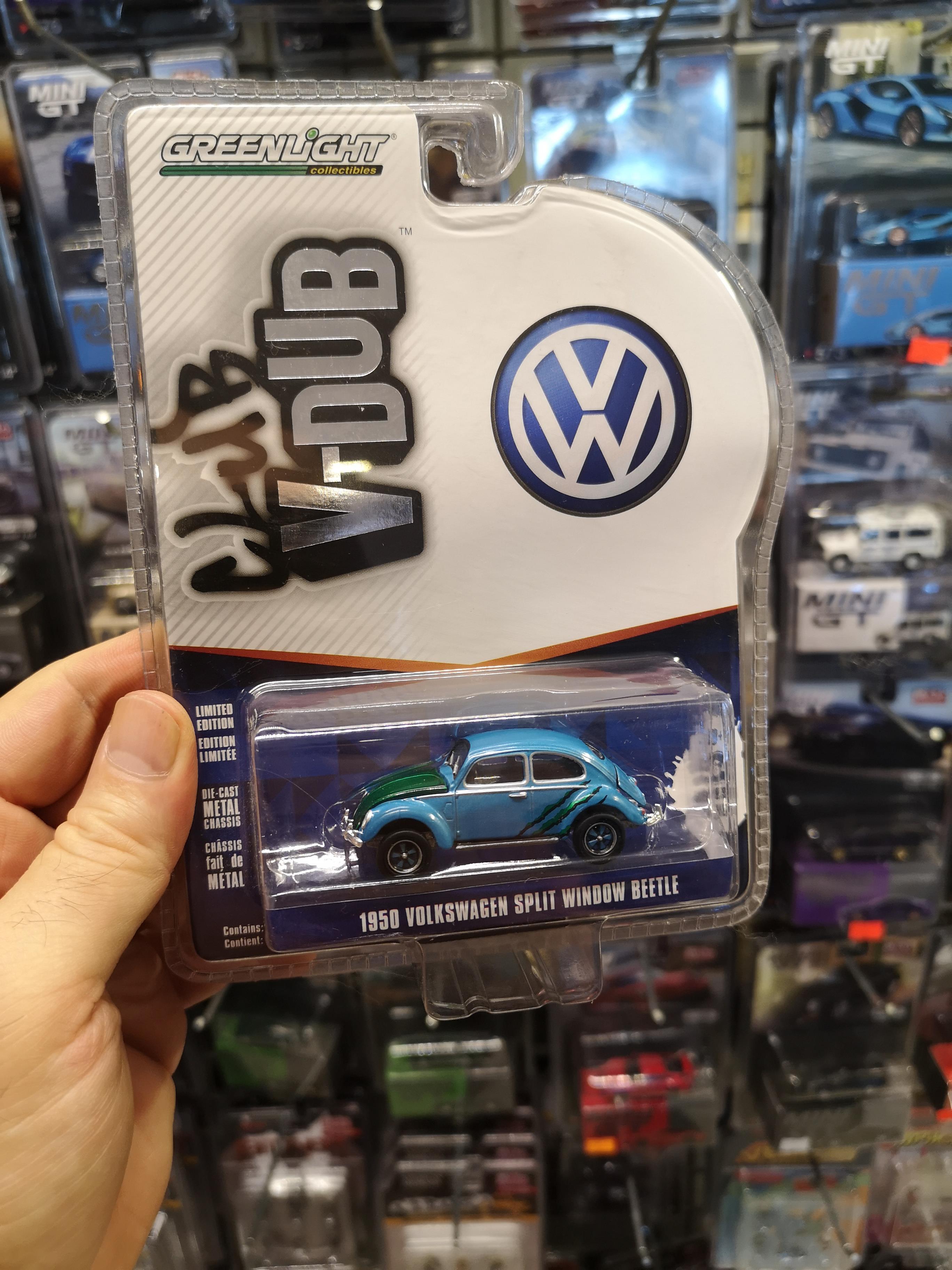 Greenlight 1:64 1950 Volkswagen Split Window Beetle V-Dub Chase