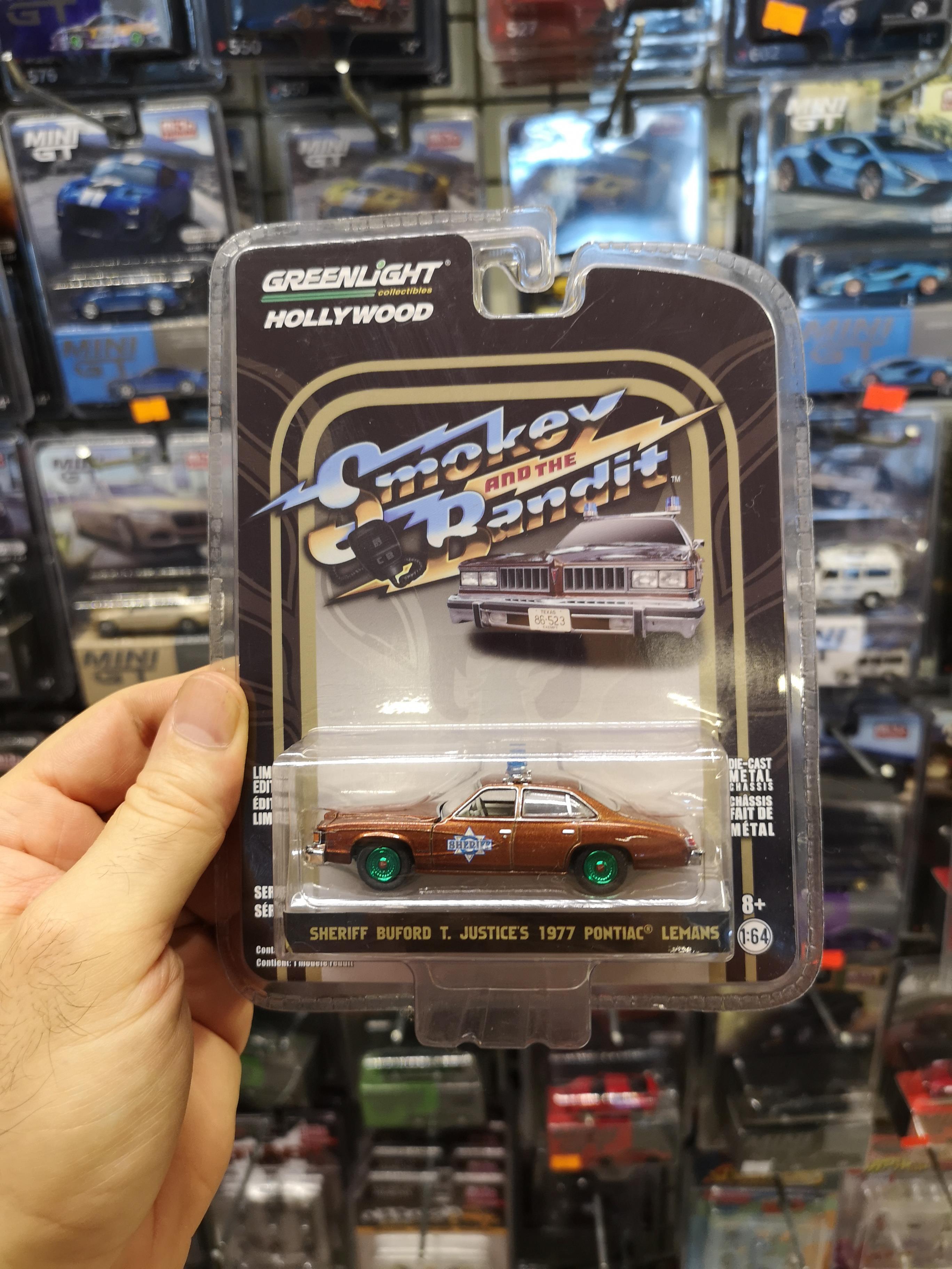 Greenlight 1:64 1977 Pontiac Lemans Sheriff Buford T. Justice's Chase