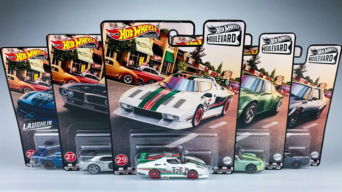 Hot Wheels 2021 Boulevard Set Mix F Corvette Pontiac Porsche Lancia Buick