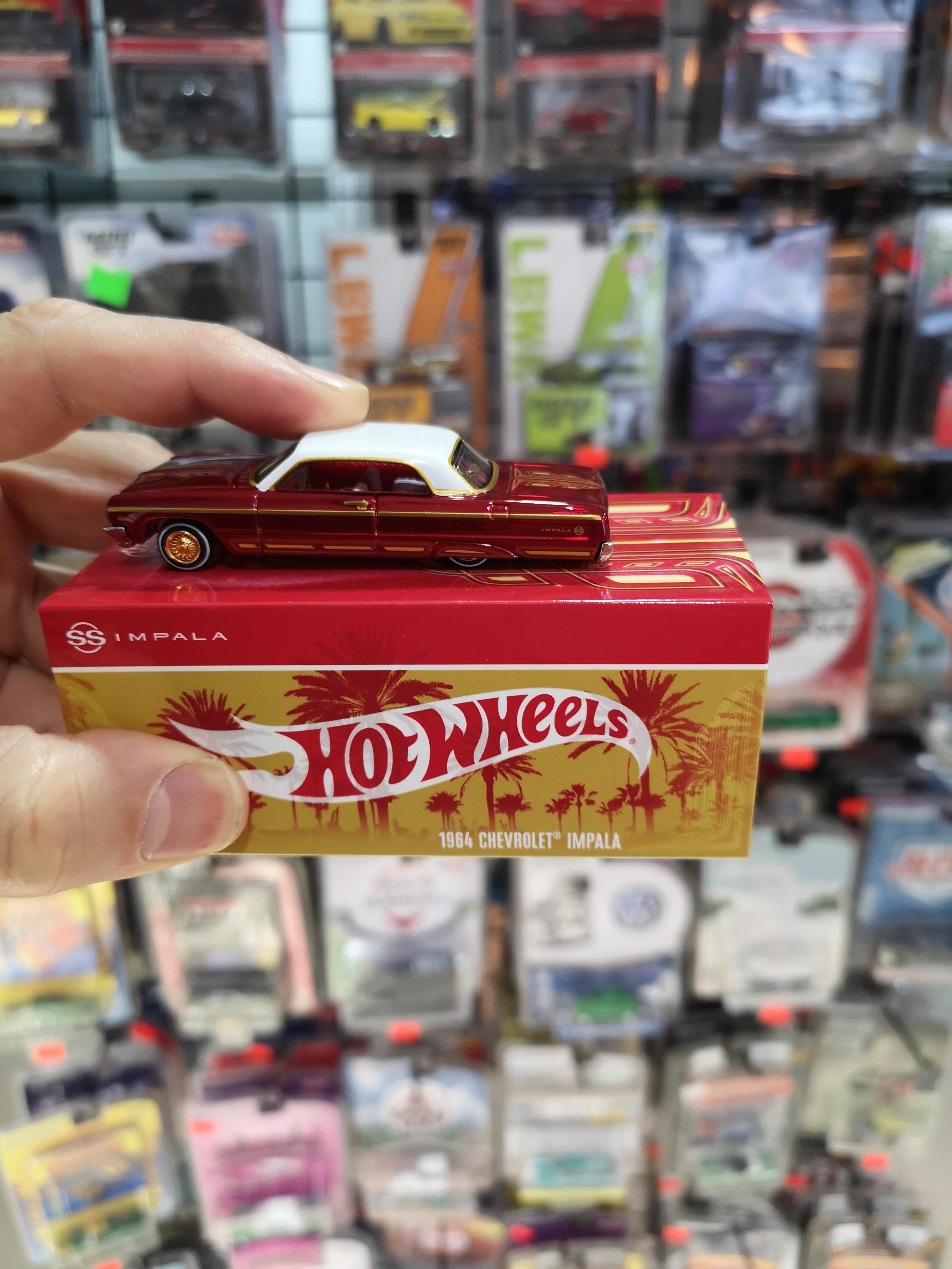 Hot Wheels Collectors RLC Exclusive 1964 Chevtolet impala ss red