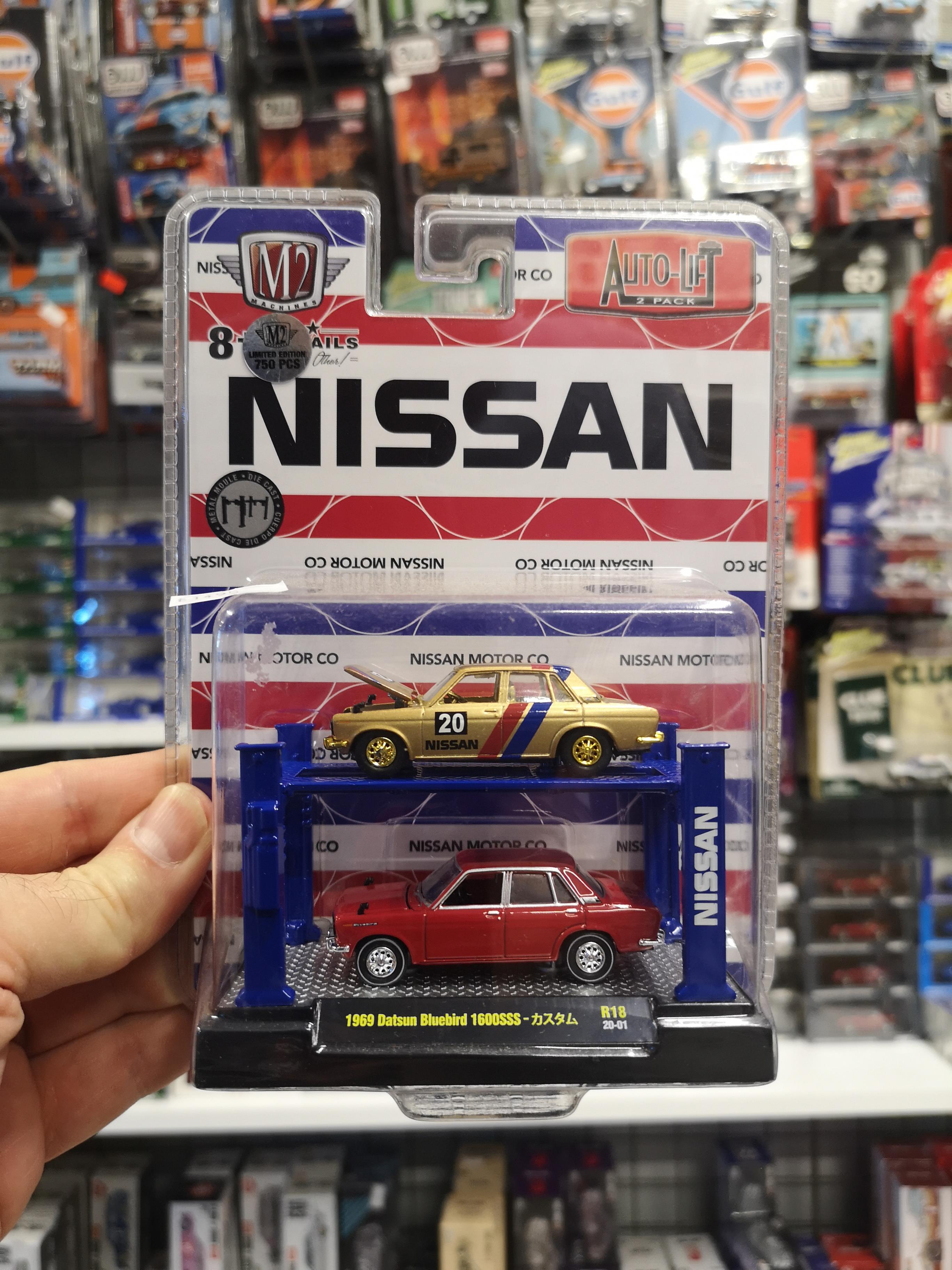 M2 Machines 1969 Datsun Bluebird 1600sss 2li Lift Set Limited 750 Pieces