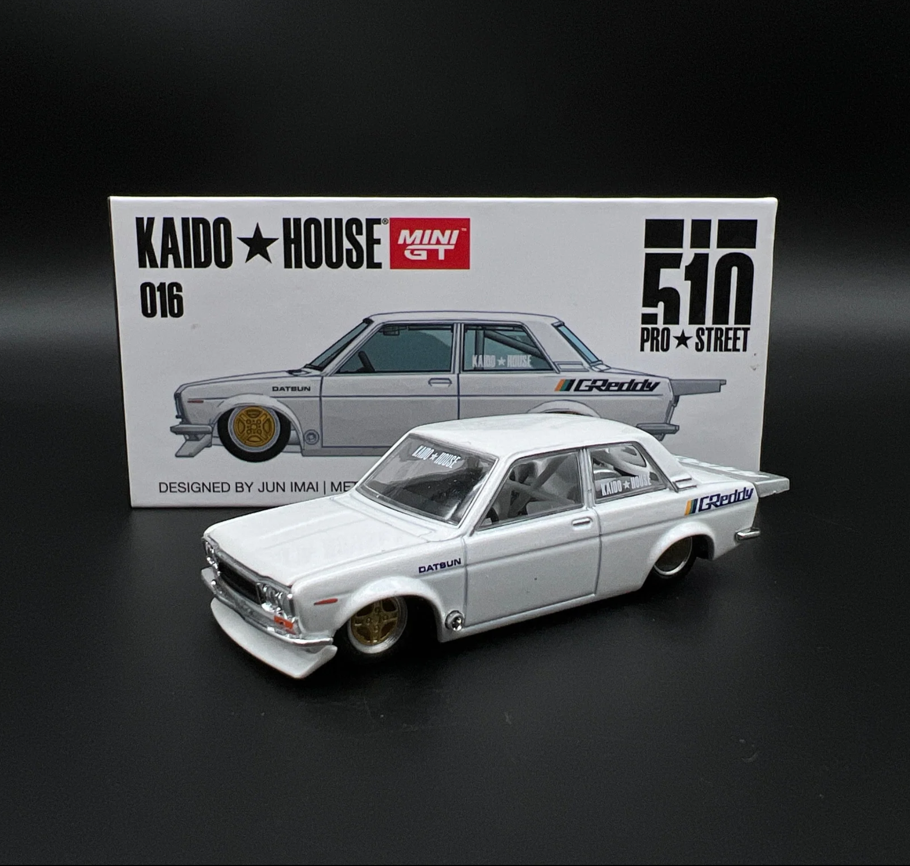 Mini GT Kaido House Datsun 510 Pro Street Greedy Pearl White