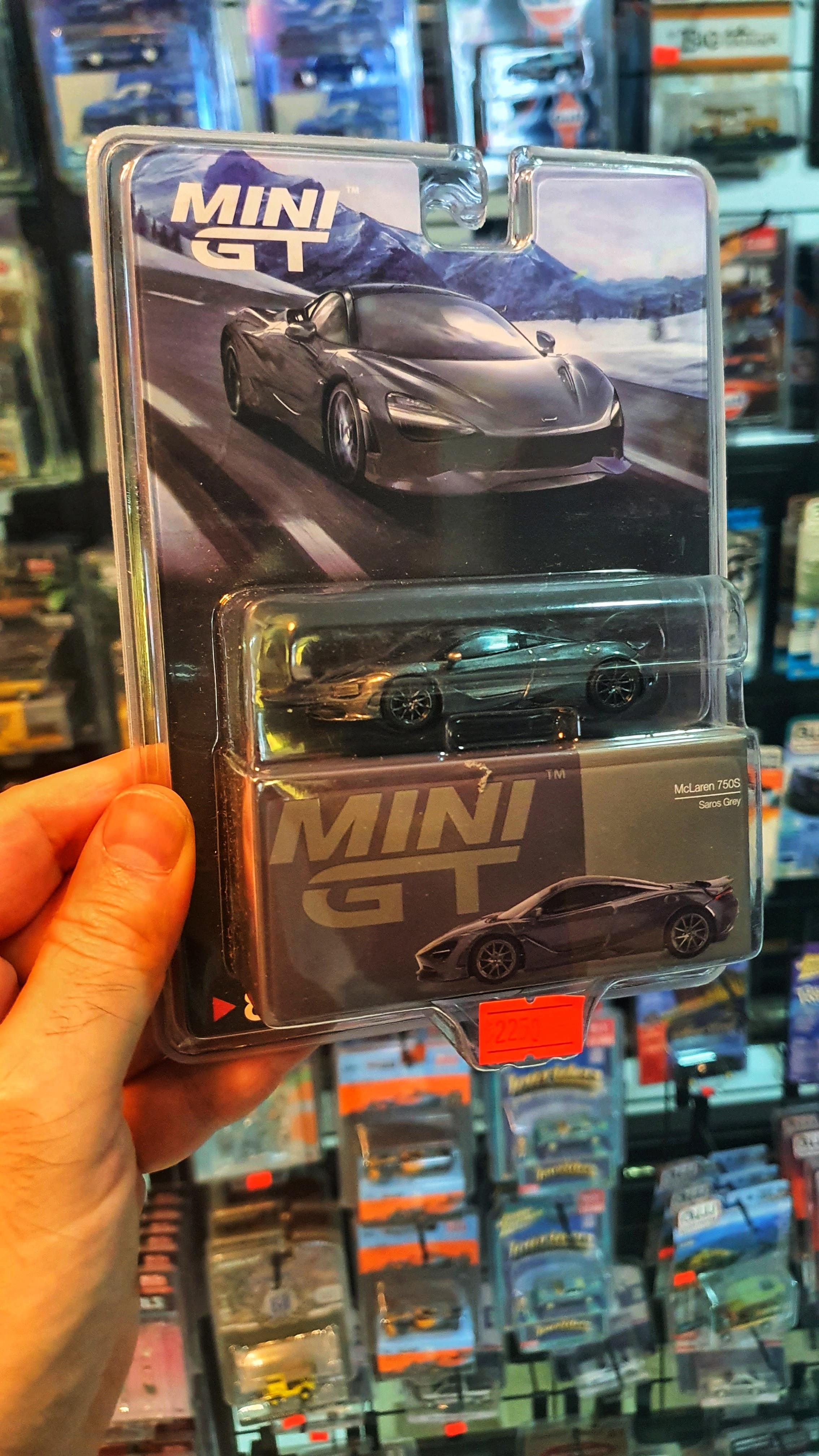 Mini GT McLaren 750s Saros Grey CHASE