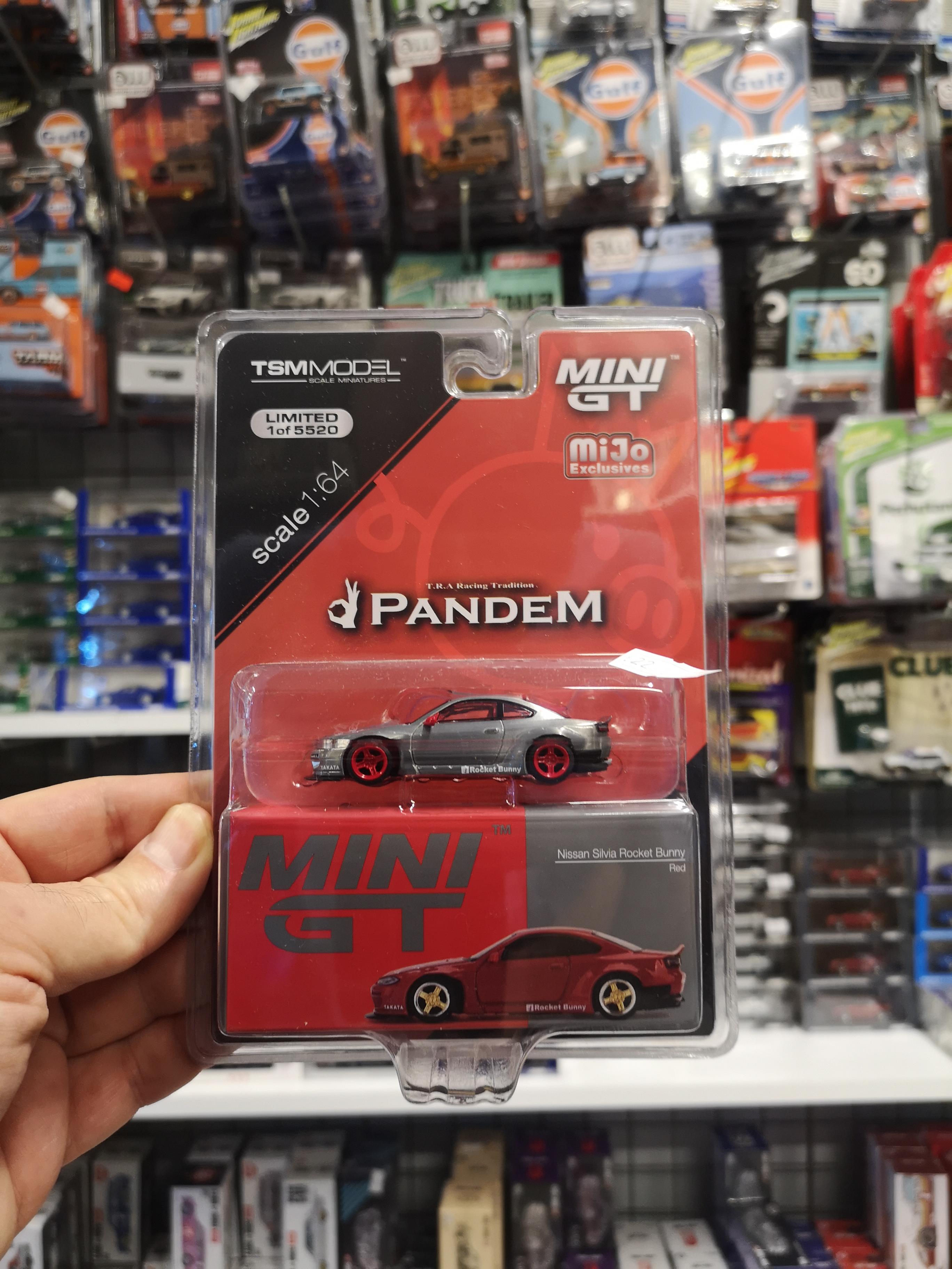 Mini GT Mijo Nissan Silvia S15 Rocket Bunny Red Rhd