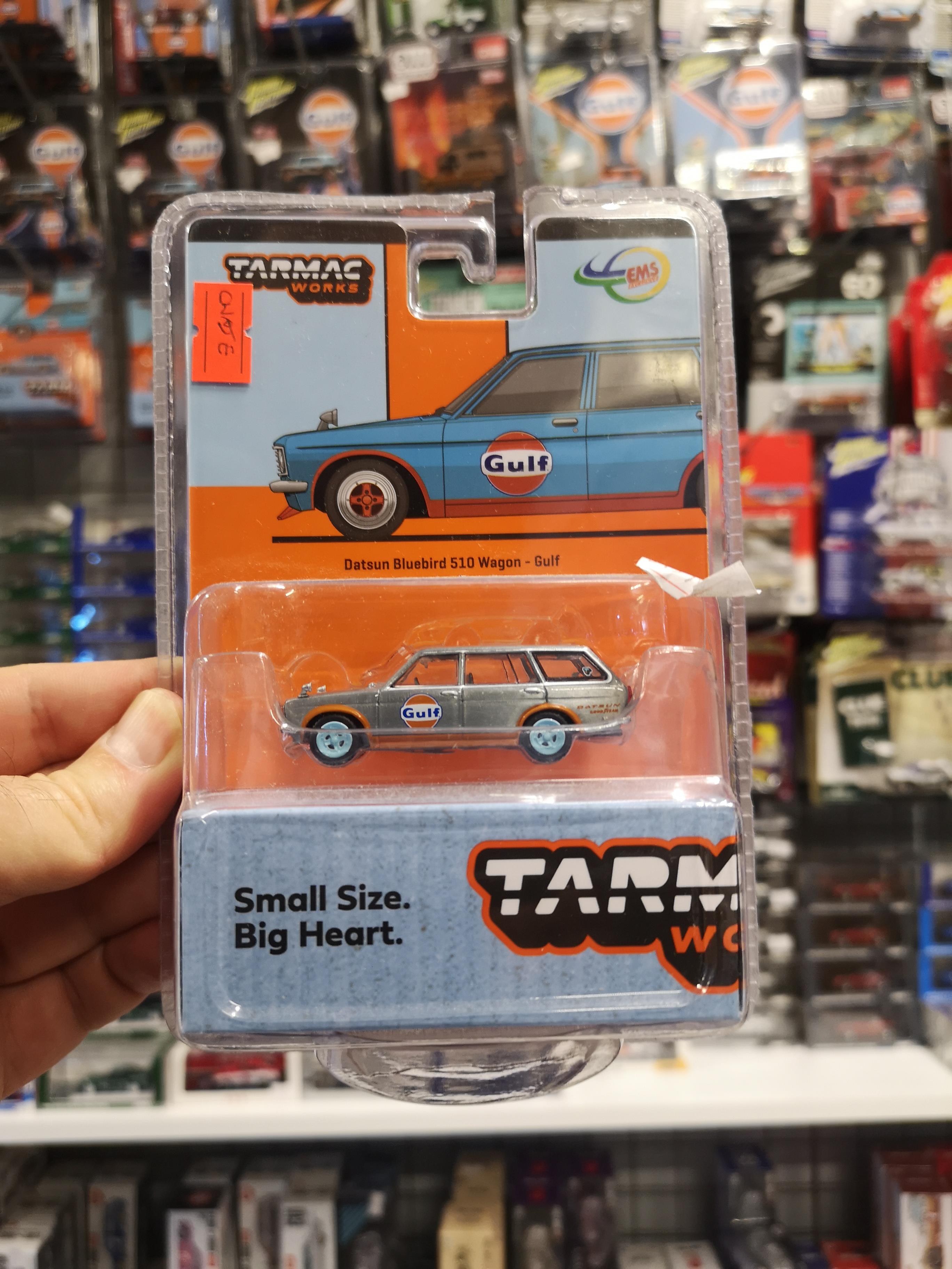 Tarmac Works Datsun Bluebird 510 Wagon Gulf