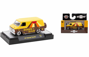 M2 Machines 1971 chevrolet Van G10 R78 24-33