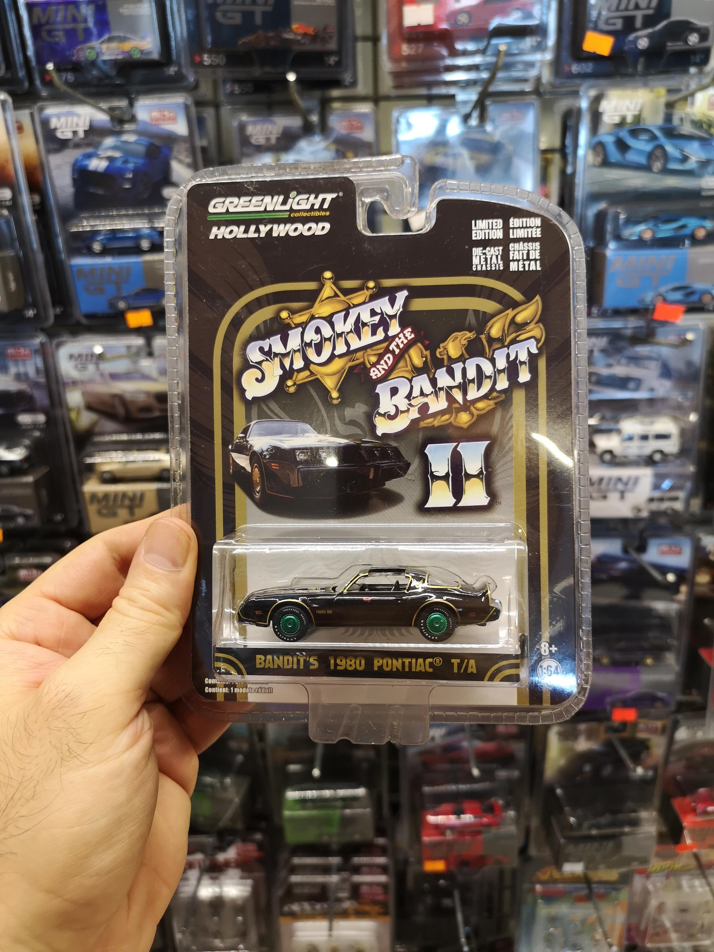 Greenlight 1:64 Bandit's 1980 Pontiac T/A Chase