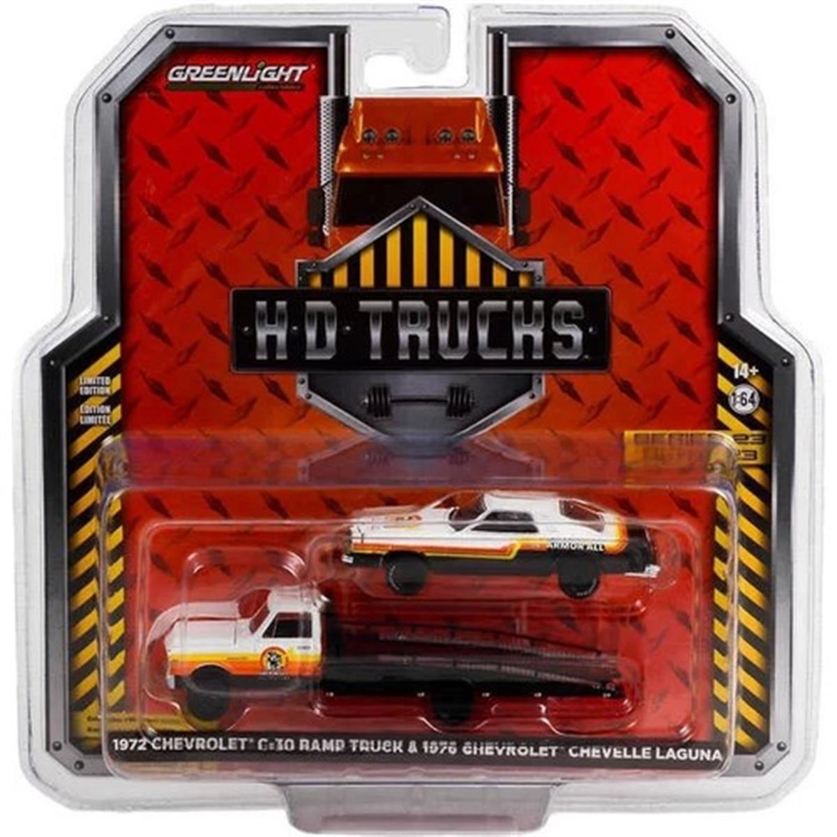 Greenlight 1972 Chevrolet C-30 Ramp Truck + 1976 Chevrolet Chevelle Laguna