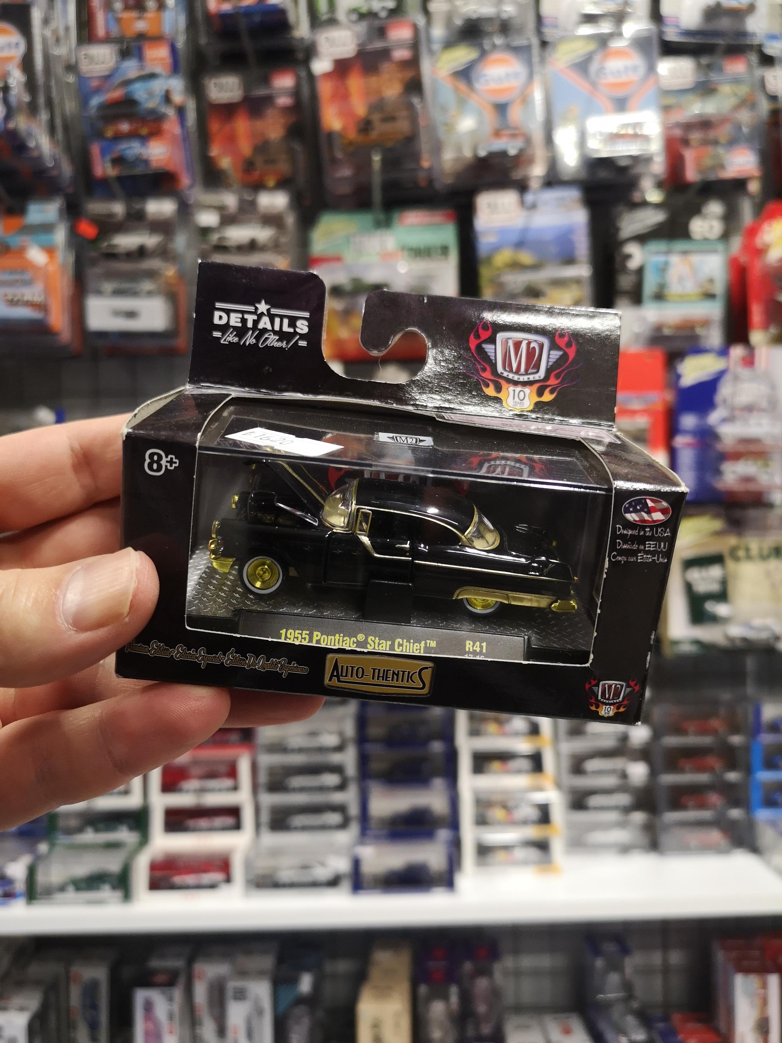 M2 Machines 1955 Pontiac Star Chief Black Limited 750 Pieces