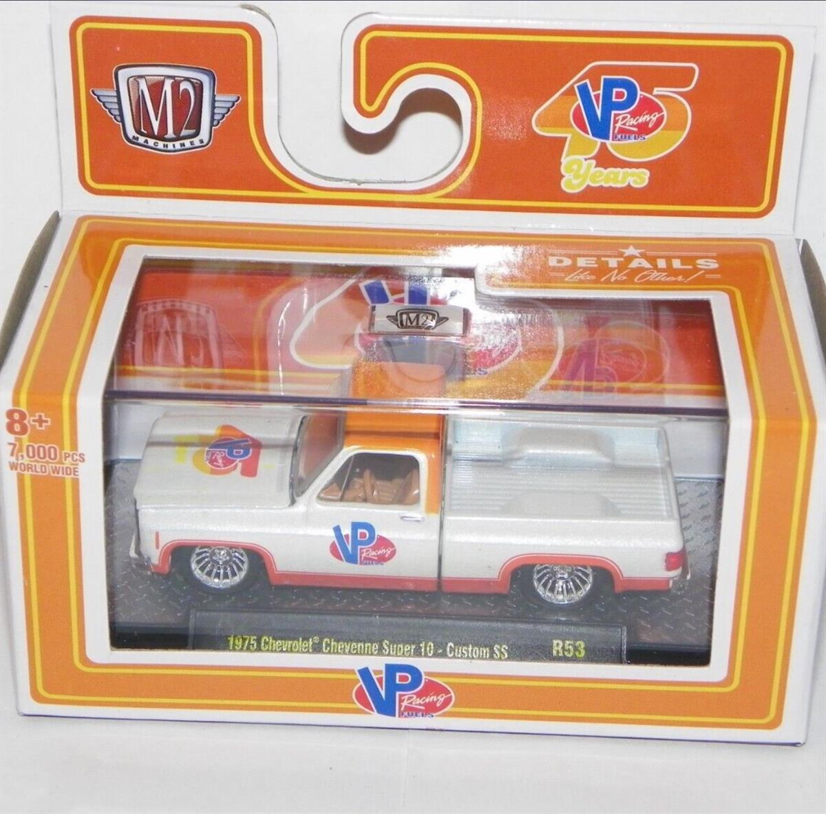 M2 Machines 1975 Chevrolet Cheyenne Super 10 Custom SS VP Racing