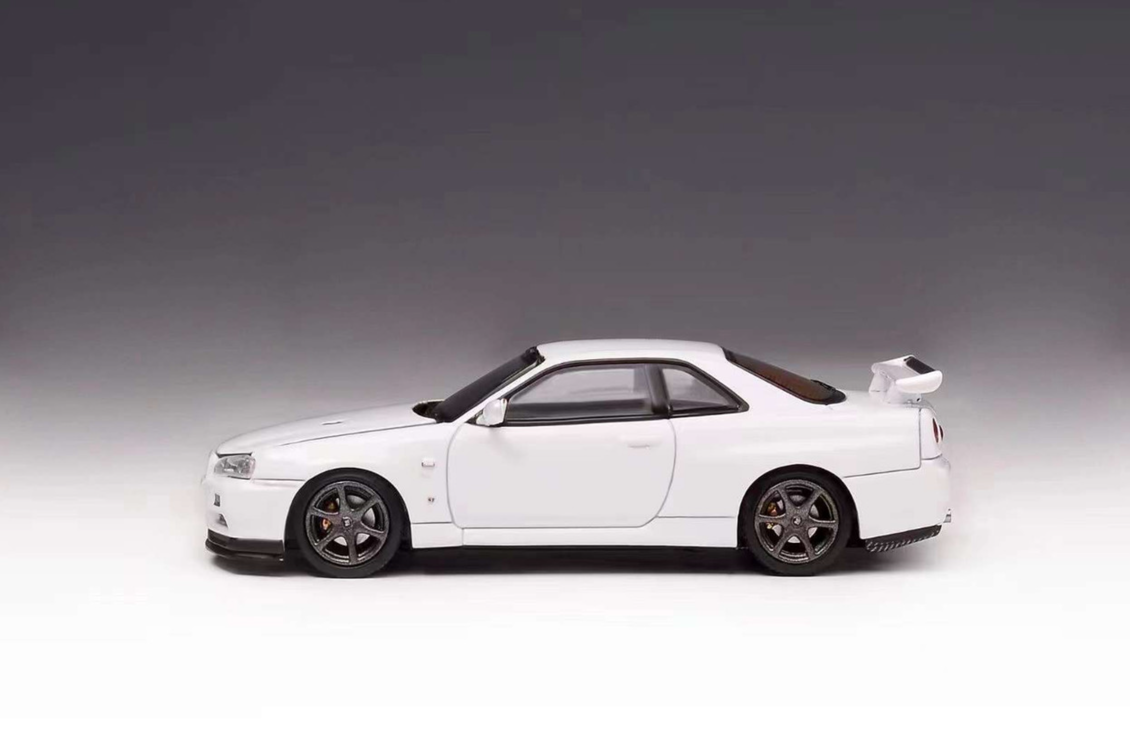 MotorHelix 1:64 Model Arabalar Nissan | diecastpazar
