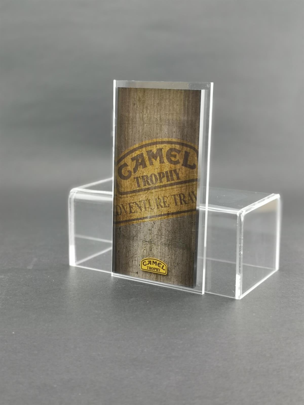 Premium Model Case Camel Trophy Logo