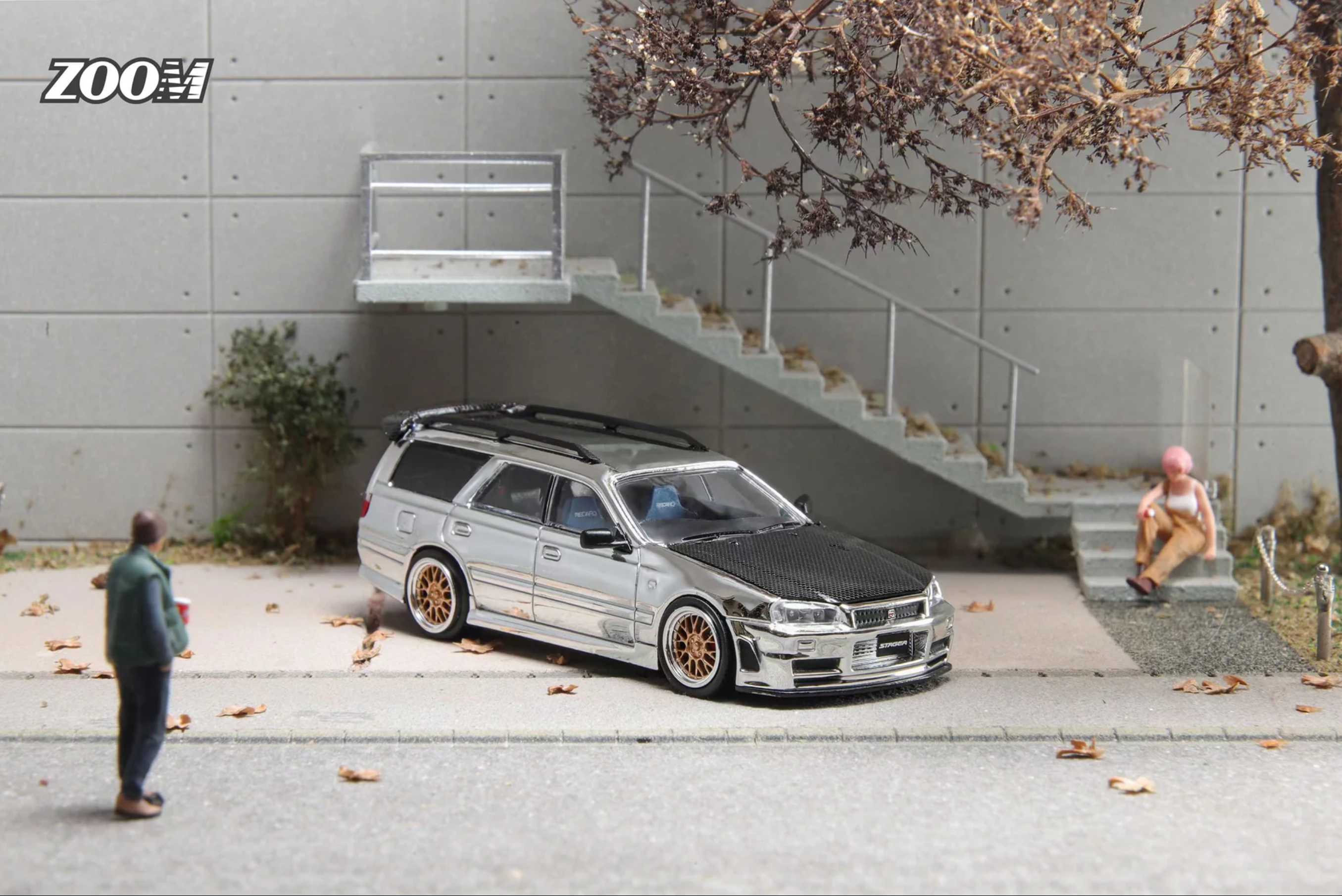 Zoom Nissan Stagea R34 Silver