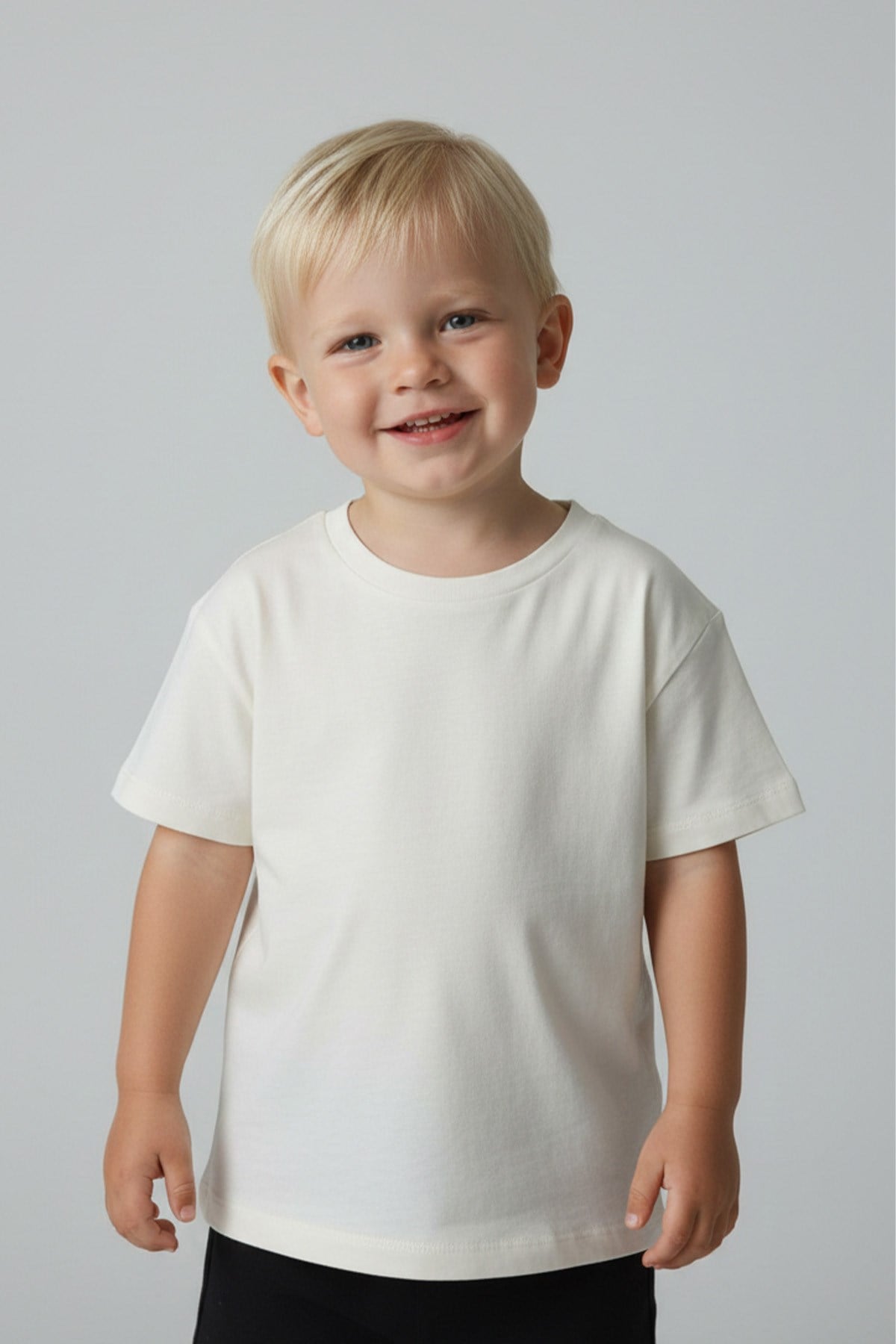 Unisex Çocuk %100 pamuklu bisiklet yaka Basic Tişört  (3 yaş - 7 yaş)