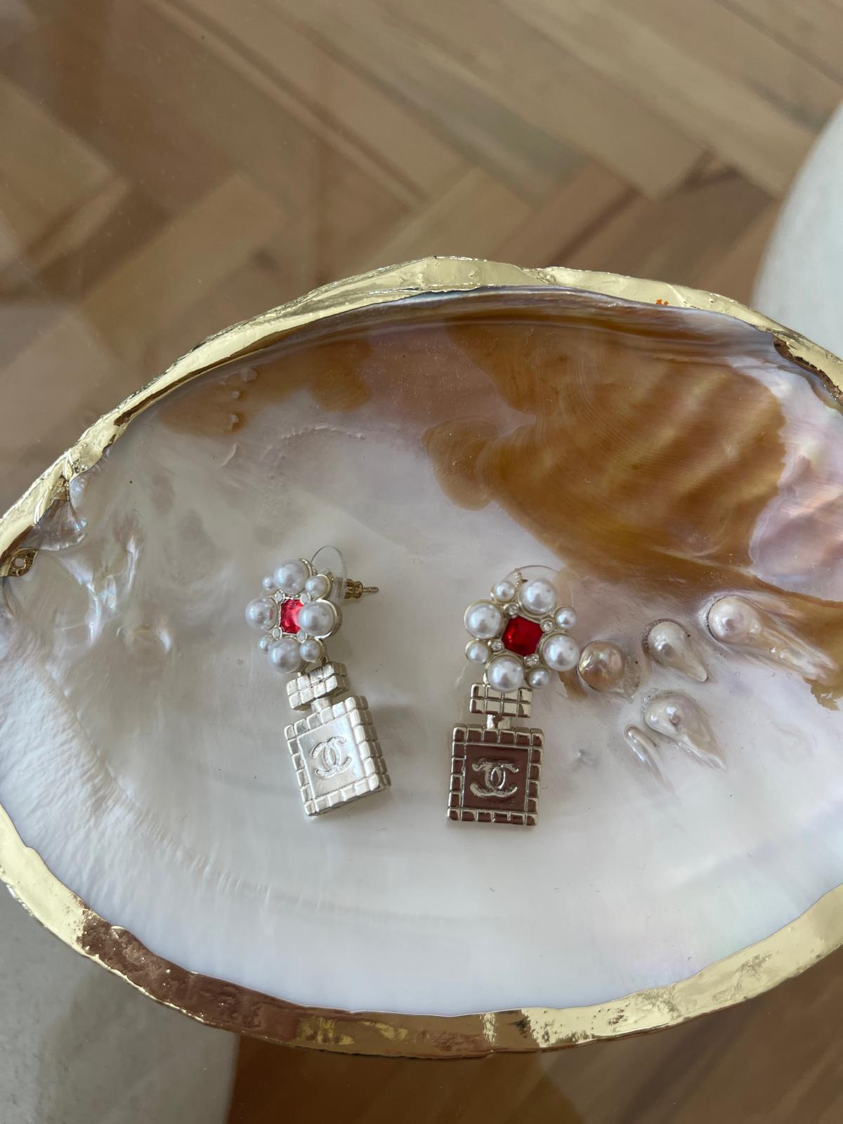 ÇİÇEK CHANEL KÜPE