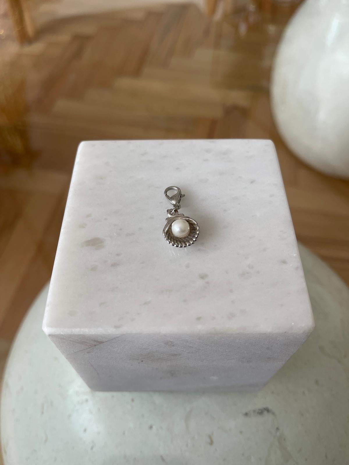 MİDYE KABUĞU CHARM SİLVER