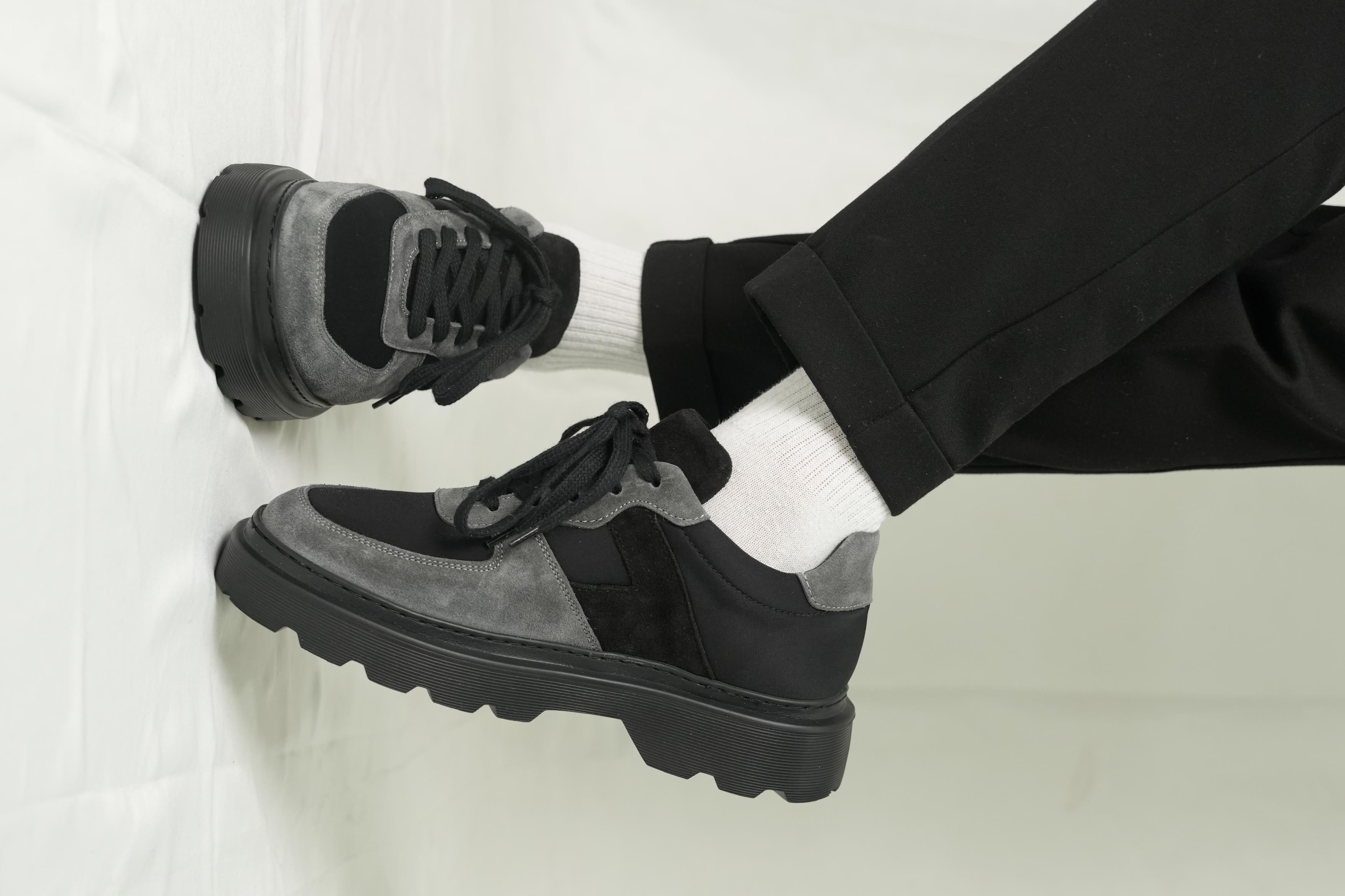 Victoria Model Hakiki Deri El Yapımı Gri Süet Sneaker Ayakkabı